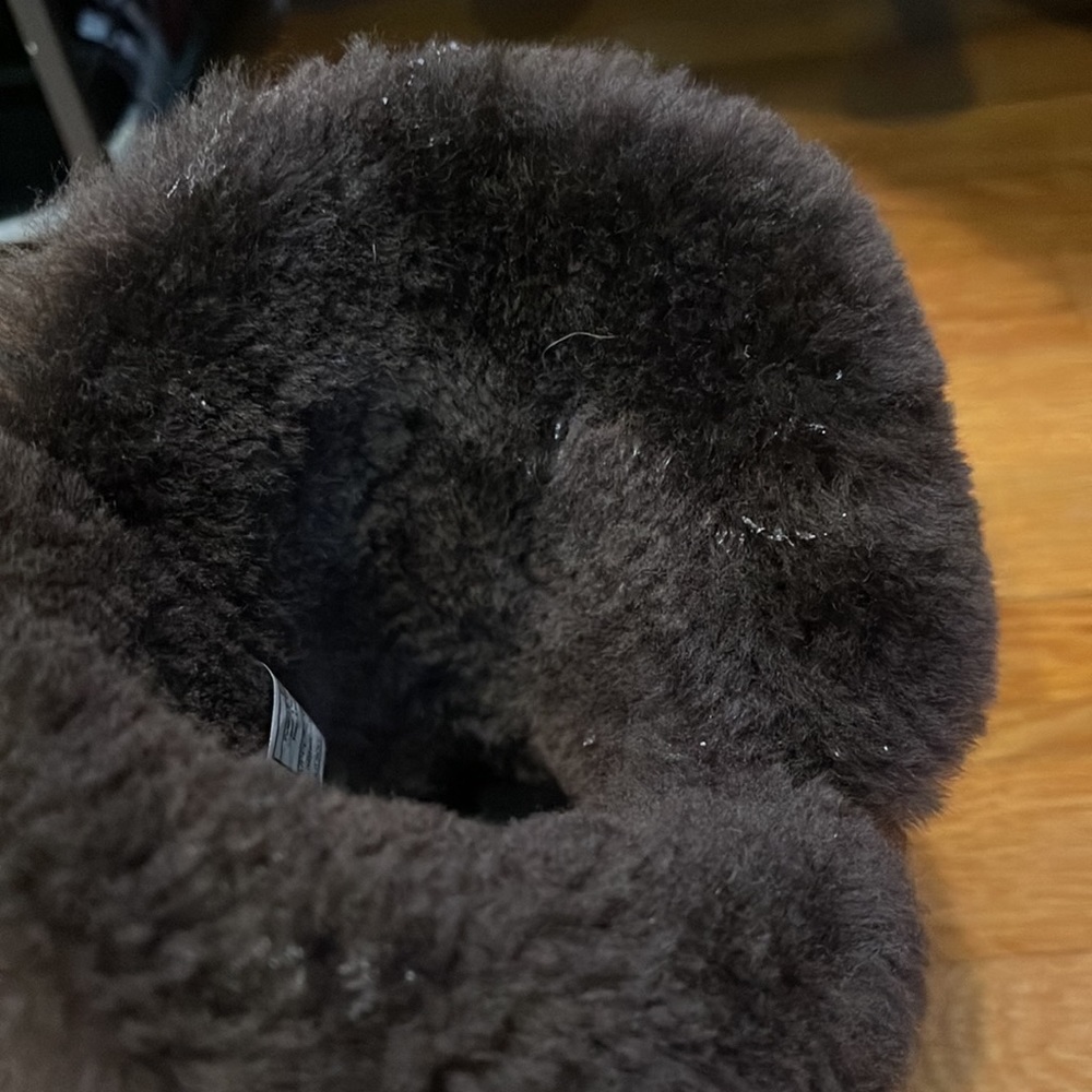 Bailey Button Uggs - image 3